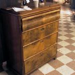 160 4010 CHEST OF DRAWERS